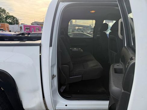 Used 2012 Chevrolet Silverado 1500 LT AWD/4WD image 16