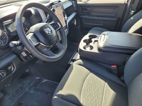 New 2025 RAM 2500 Tradesman AWD/4WD image 15