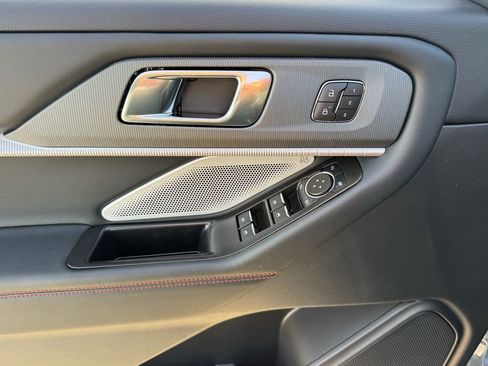 New 2026 Ford Explorer ST w/ Sun And Sound Package image 9