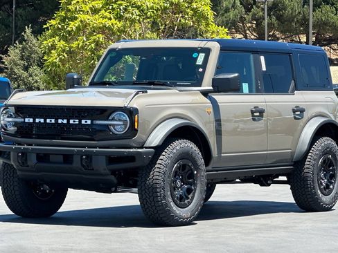 New 2026 Ford Bronco Badlands AWD/4WD image 8