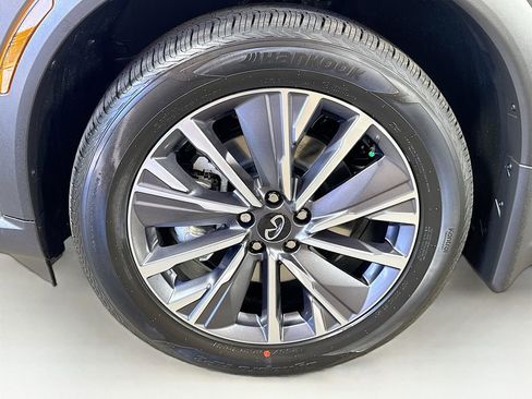 New 2026 INFINITI QX60 Luxe image 41