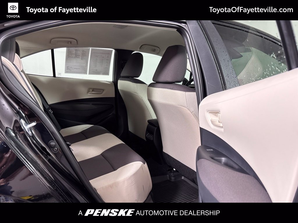 Used 2027 Toyota Corolla LE w/ LE Premium Package FWD image 14