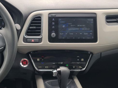 Used 2021 Honda HR-V EX image 12