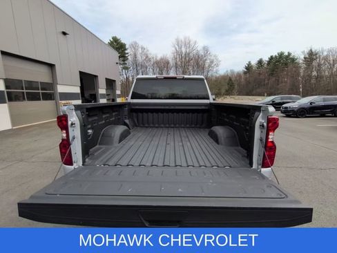 Used 2022 Chevrolet Silverado 2500 Custom w/ Custom Value Package image 25