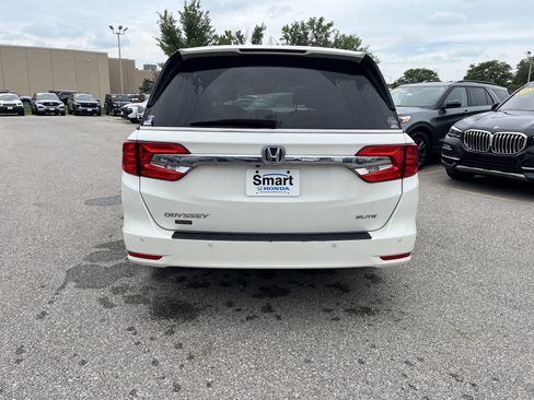 Used 2018 Honda Odyssey Elite image 10