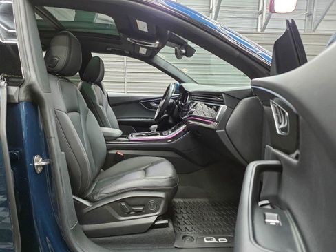 Used 2021 Audi Q8 Premium Plus AWD/4WD image 19
