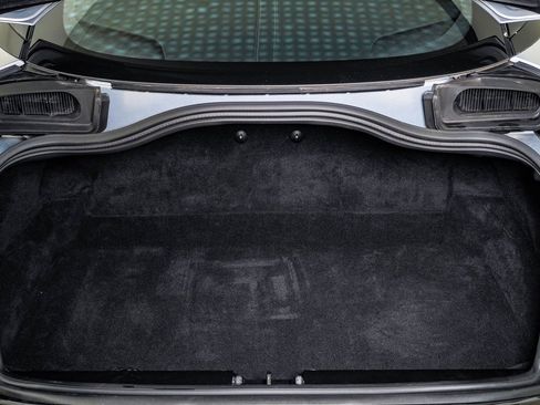 Used 2024 Aston Martin DB12 Coupe image 33