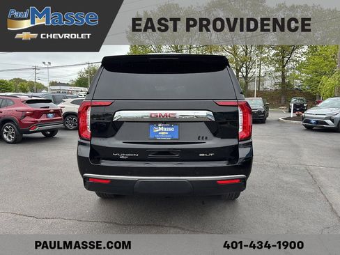 Certified 2023 GMC Yukon XL SLT w/ SLT Luxury Package AWD/4WD image 6