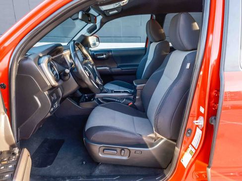 Certified 2023 Toyota Tacoma TRD Off-Road RWD image 19