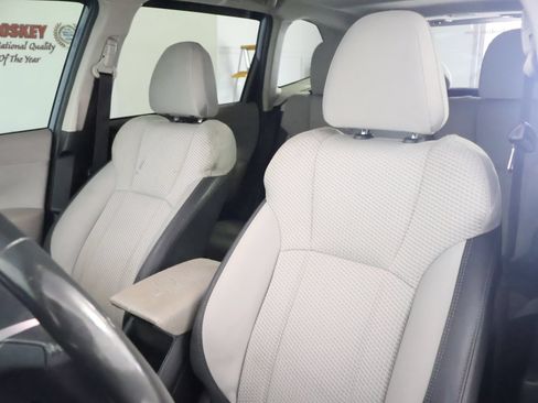 Used 2024 Subaru Forester Premium AWD/4WD image 27