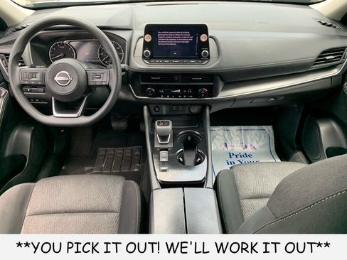 Used 2024 Nissan Rogue SV FWD image 24