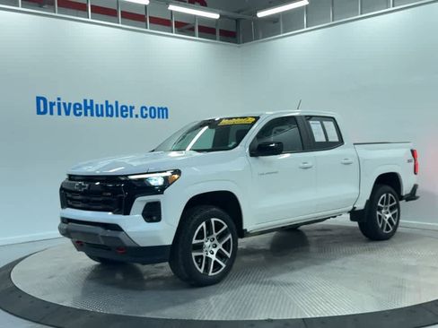 Used 2024 Chevrolet Colorado Z71 w/ Z71 Convenience Package 2 image 7