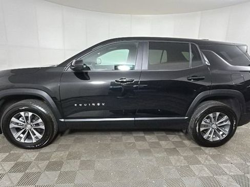 Used 2026 Chevrolet Equinox LT FWD image 6