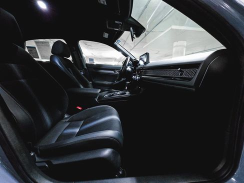 Used 2024 Honda Civic Sport image 33