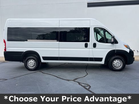 Used 2023 RAM ProMaster 3500 image 2