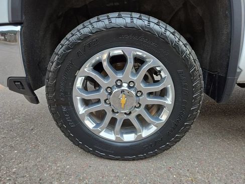 Used 2024 Chevrolet Silverado 3500 LTZ w/ LTZ Plus Package AWD/4WD image 7