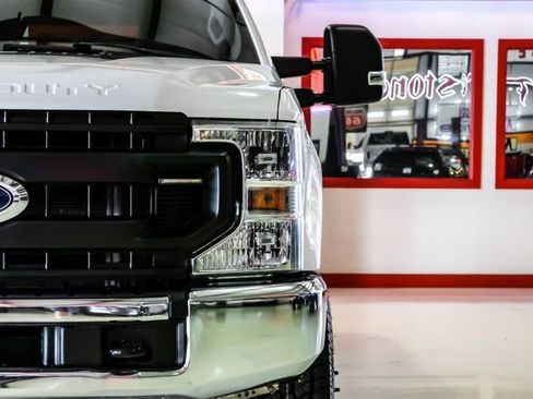 Used 2022 Ford F350 XL w/ Power Equipment Group AWD/4WD image 44