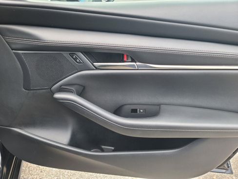 Used 2023 MAZDA MAZDA3 s FWD image 21