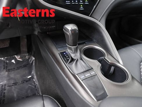 Used 2023 Toyota Camry SE FWD image 12