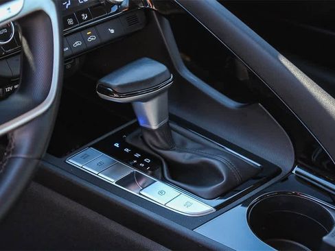 Certified 2023 Hyundai Elantra SEL w/ Convenience Package image 22