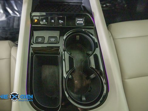 Used 2025 Nissan Murano SL AWD/4WD image 24