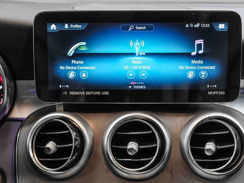 Certified 2022 Mercedes-Benz GLC 300 image 18