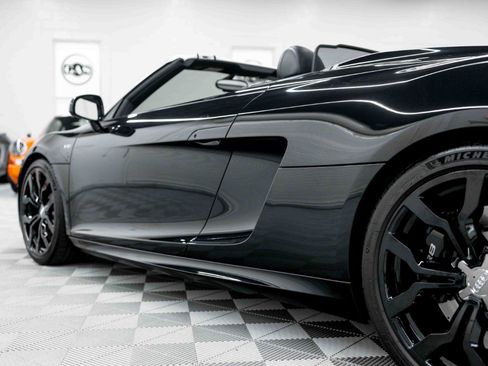 Used 2011 Audi R8 V10 AWD/4WD image 20