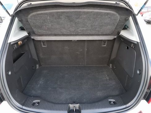 Used 2021 Chevrolet Trax LT w/ Redline Edition image 7