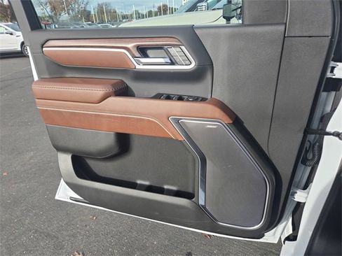 New 2026 GMC Sierra 3500 Denali Ultimate image 19