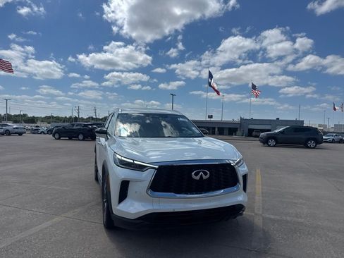 Used 2024 INFINITI QX60 Luxe AWD/4WD image 4