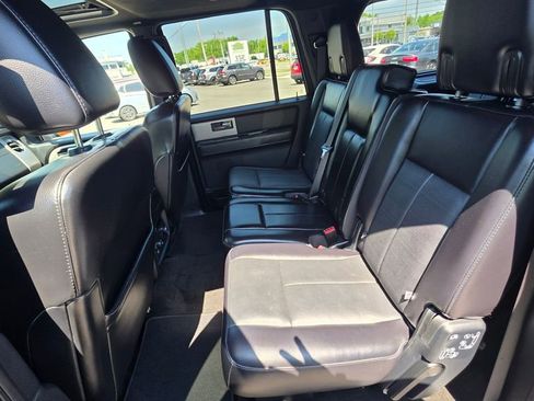 Used 2015 Ford Expedition EL Limited w/ Equipment Group 301A AWD/4WD image 18