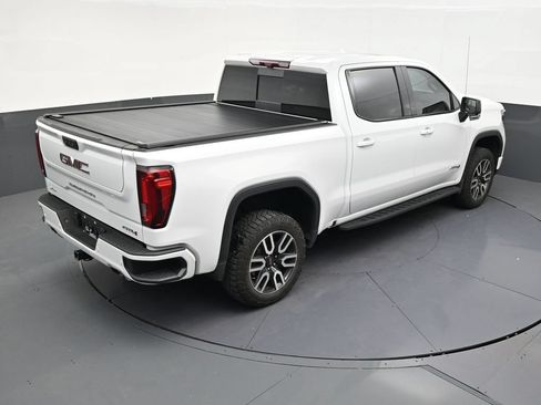 Used 2023 GMC Sierra 1500 AT4 w/ AT4 Premium Package AWD/4WD image 16