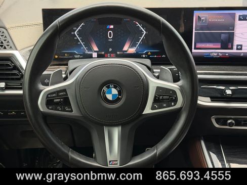 Used 2025 BMW X5 sDrive40i w/ M Sport Package RWD image 22