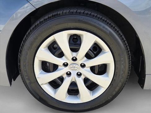 Used 2024 Toyota Corolla LE FWD image 22