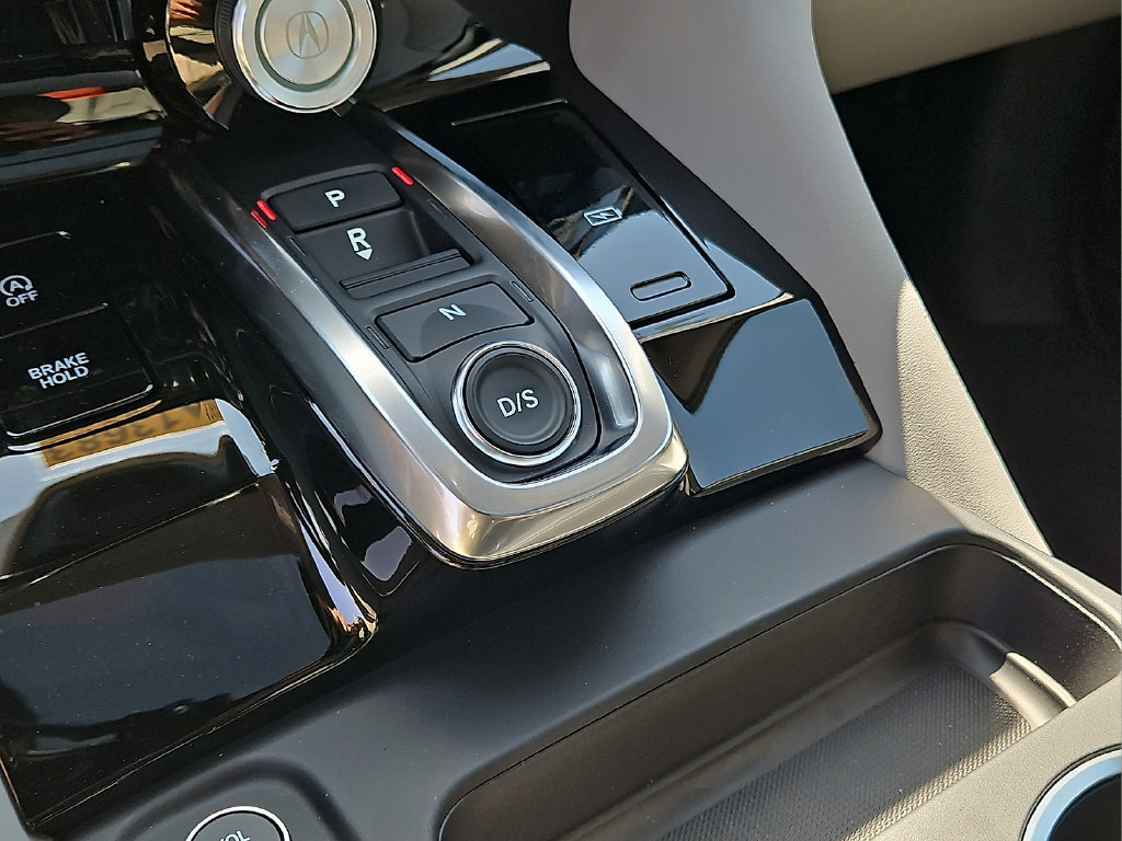 New 2026 Acura MDX w/ Technology Package FWD image 25