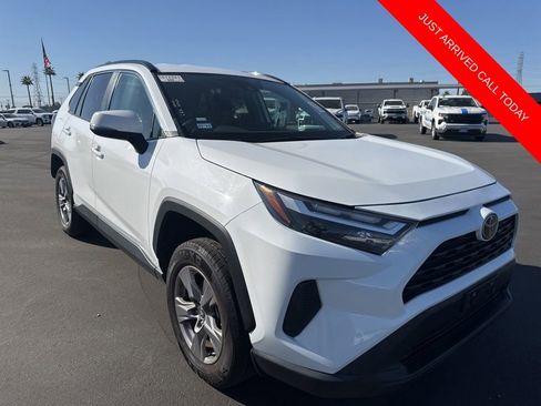 Used 2024 Toyota RAV4 XLE FWD image 1