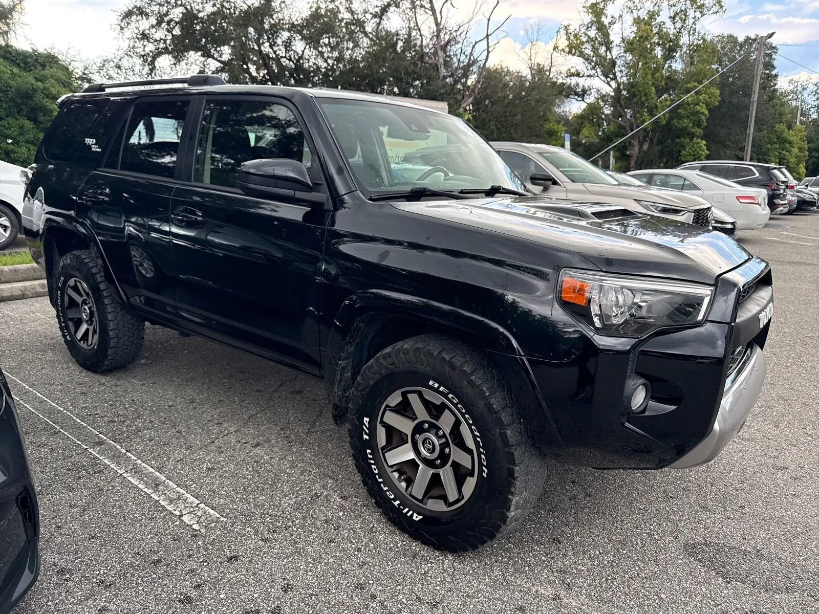 Used 2020 Toyota 4Runner TRD Off-Road AWD/4WD image 6