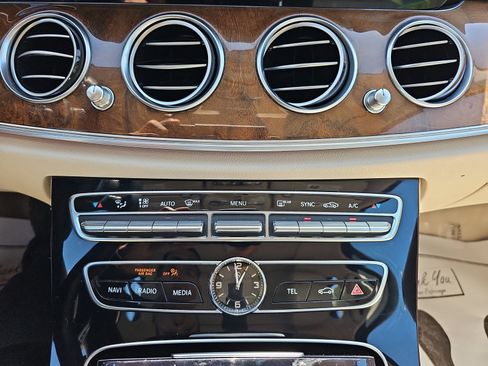 Used 2017 Mercedes-Benz E 300 image 25