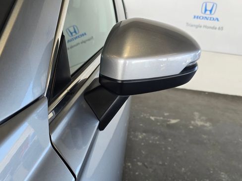 Used 2023 Honda CR-V EX image 23