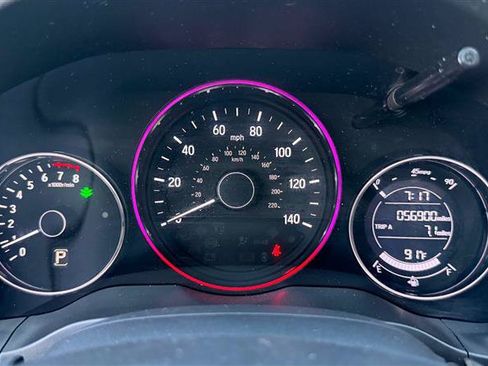 Used 2021 Honda HR-V LX image 30