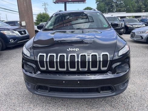 Used 2014 Jeep Cherokee Latitude FWD image 3