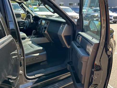 Used 2017 Ford Expedition EL Limited image 9