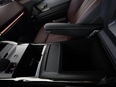 Used 2024 Land Rover Range Rover Sport Dynamic SE image 35