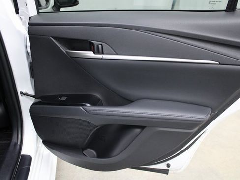 Used 2025 Toyota Camry XSE image 22