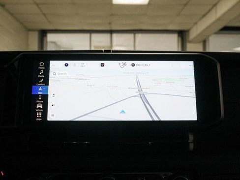 Certified 2024 Jeep Wrangler Unlimited Rubicon w/ Technology Group image 15