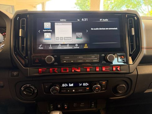 Used 2026 Nissan Frontier PRO-4X AWD/4WD image 14