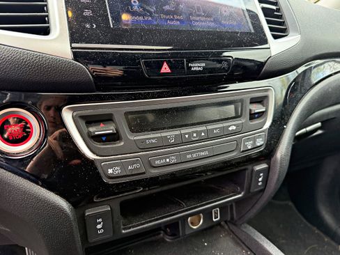 Used 2019 Honda Ridgeline RTL-E image 17