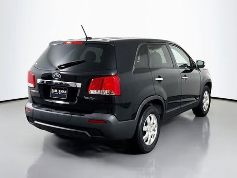 Used 2011 Kia Sorento LX image 7