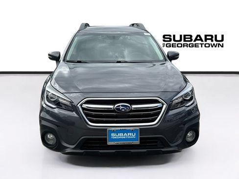 Used 2019 Subaru Outback 3.6R Limited w/ Popular Package #2 AWD/4WD image 2