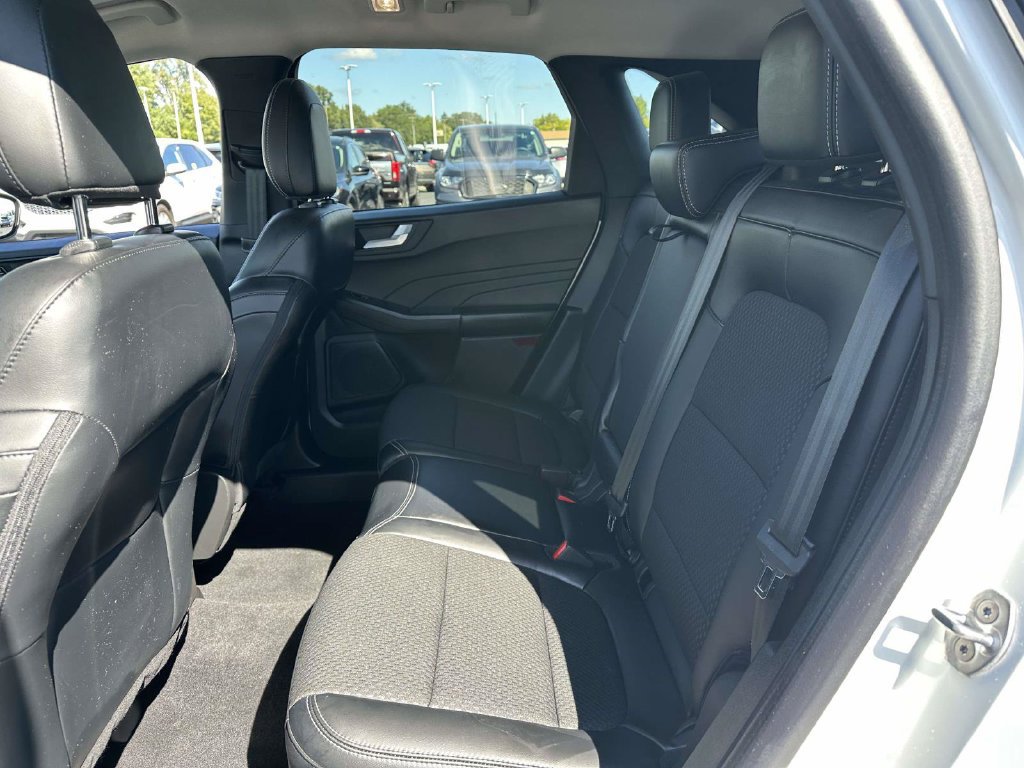 Certified 2023 Ford Escape SE FWD image 12